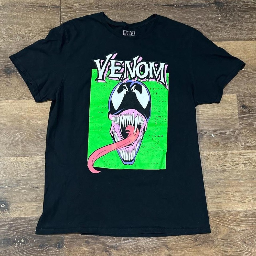Marvel Venom Graphic T-Shirt - Large